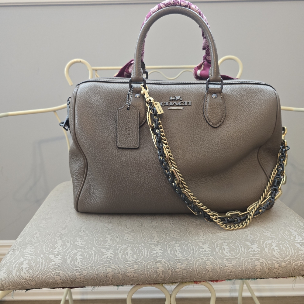Coach Leather Lrg Rowan Satchel In Stone.